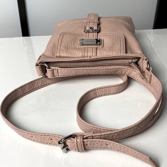 Preloved Nine West Textured Crossbody Adjustable Strap Bag Colour Shade of Peach - Picture 14 of 17